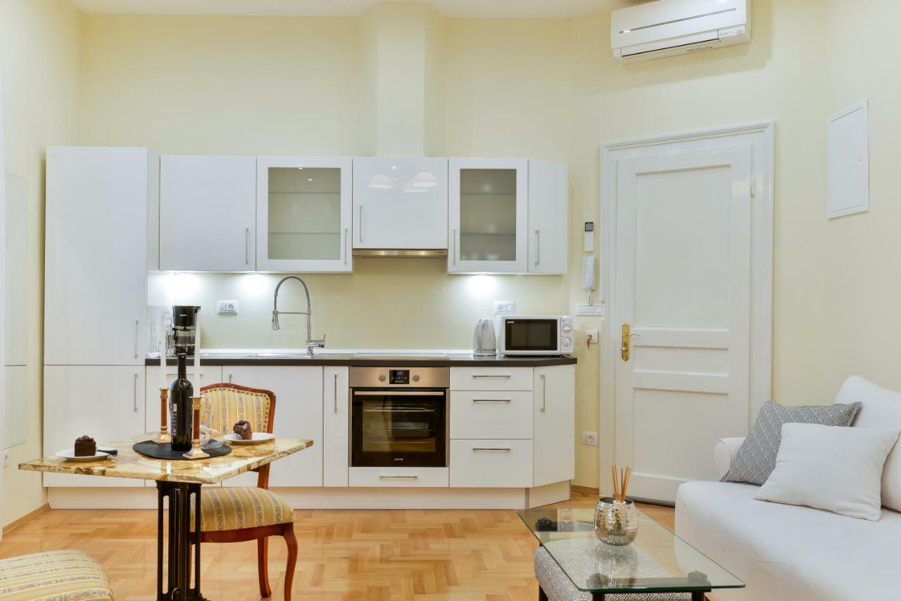 Noble Elegance Studio Apartments Zadar Ngoại thất bức ảnh