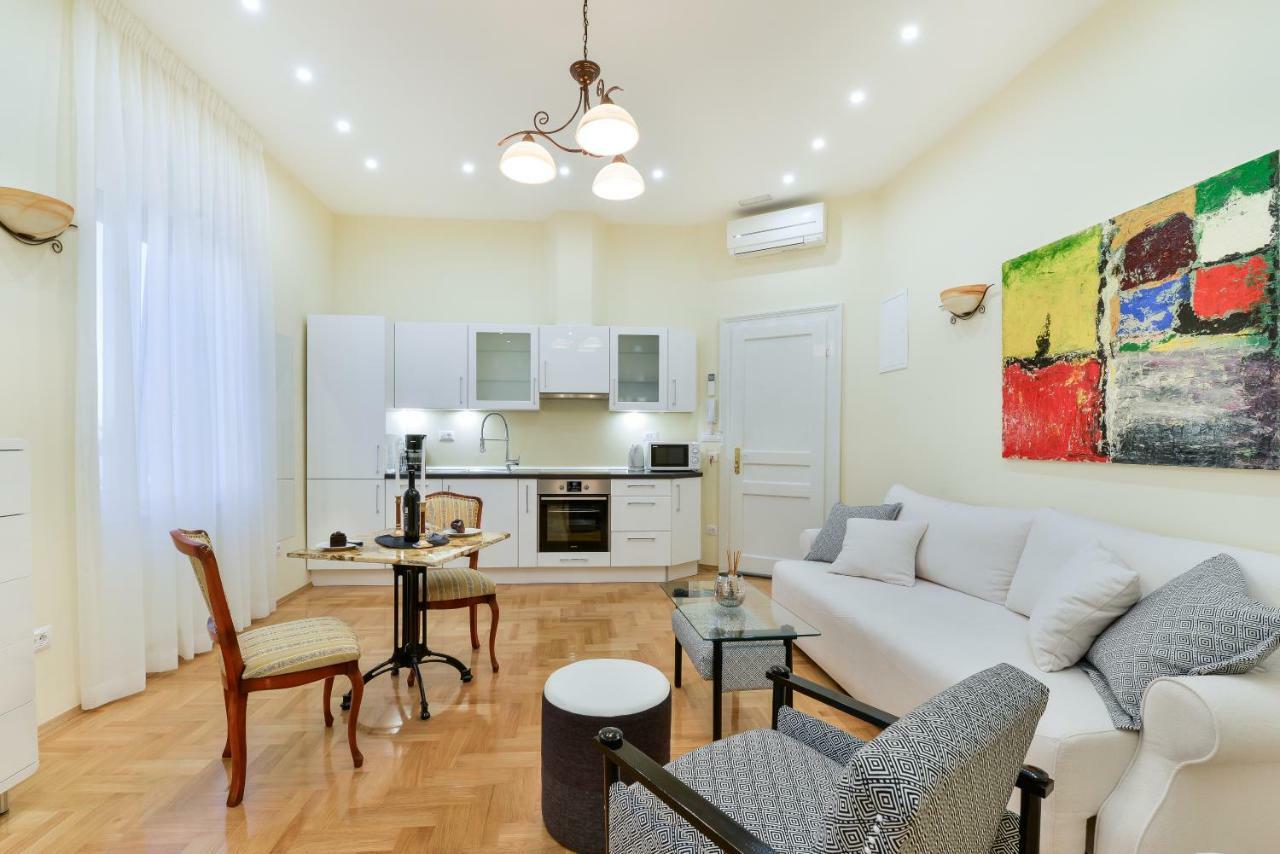 Noble Elegance Studio Apartments Zadar Ngoại thất bức ảnh
