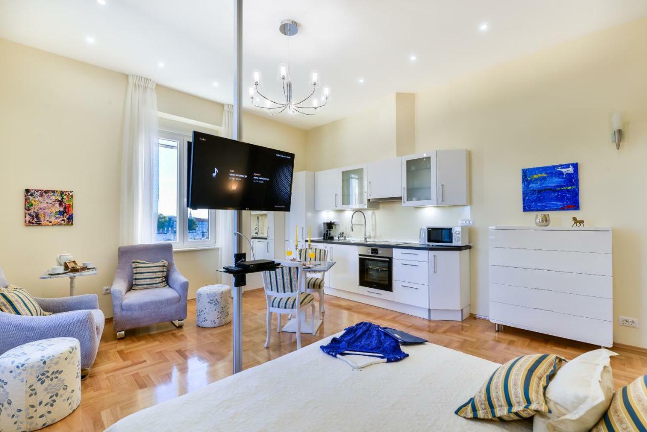 Noble Elegance Studio Apartments Zadar Ngoại thất bức ảnh